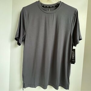 LEG3ND Stretch Moisture Wicking Short Sleeve Crew Neck Active Top/T-shirt